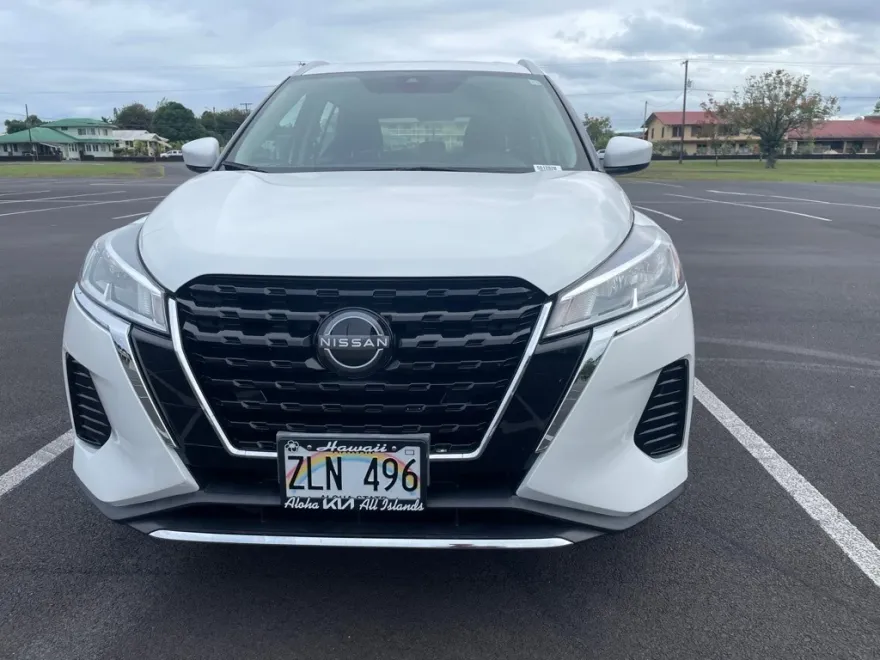 2023 Nissan Kicks SV photo 1