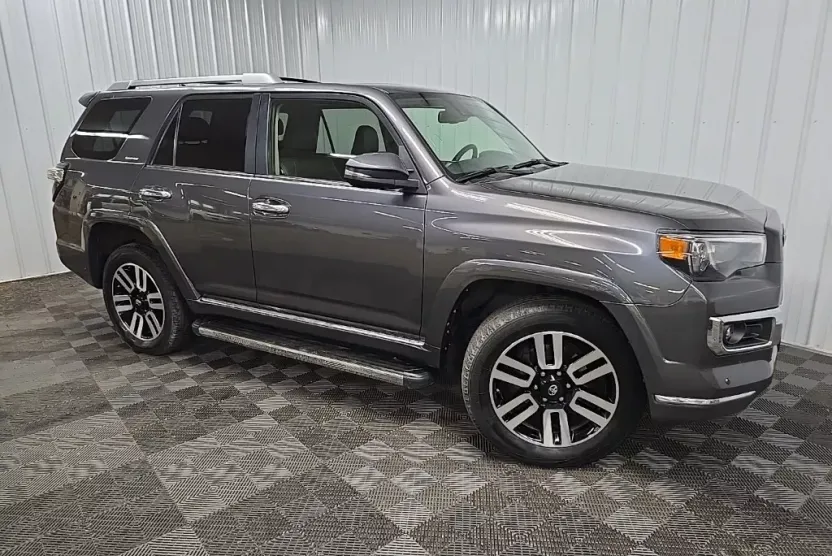 2021 Toyota 4Runner Limited photo 1