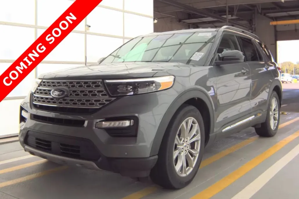 2024 Ford Explorer Limited photo 1