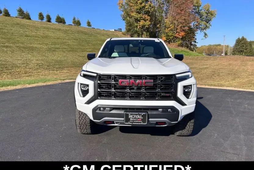 2025 Gmc Canyon AT4 photo 1