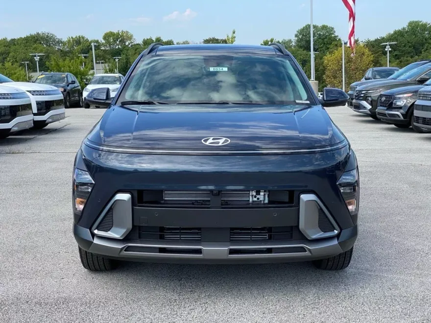 2026 Hyundai Kona Limited photo 1