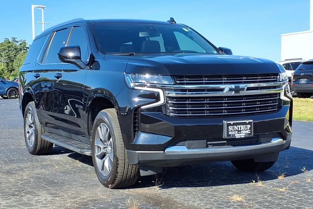 2021 Chevrolet Tahoe LT photo 1