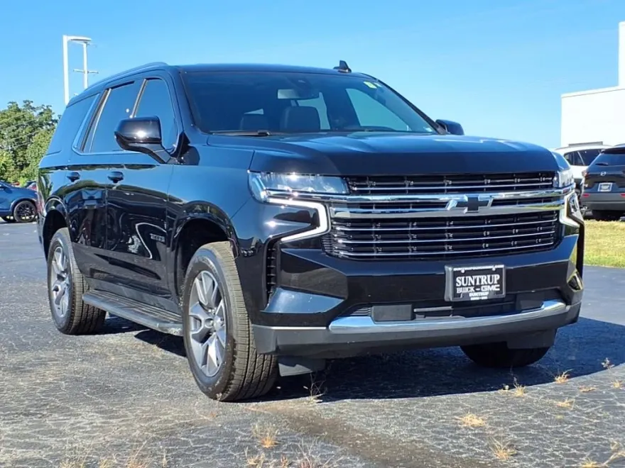 2021 Chevrolet Tahoe LT photo 1