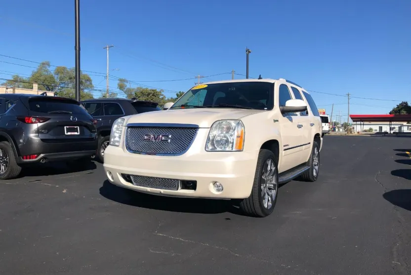 2013 Gmc Yukon Hybrid Denali photo 1