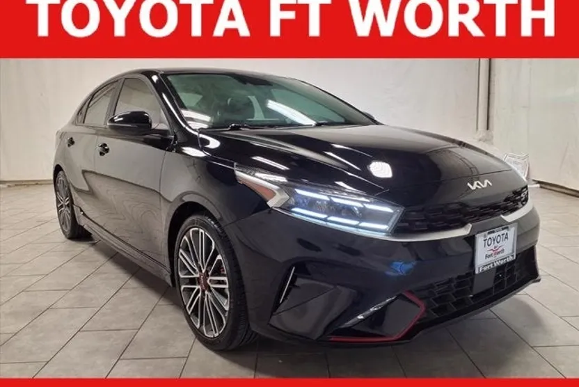 2024 Kia Forte GT photo 1