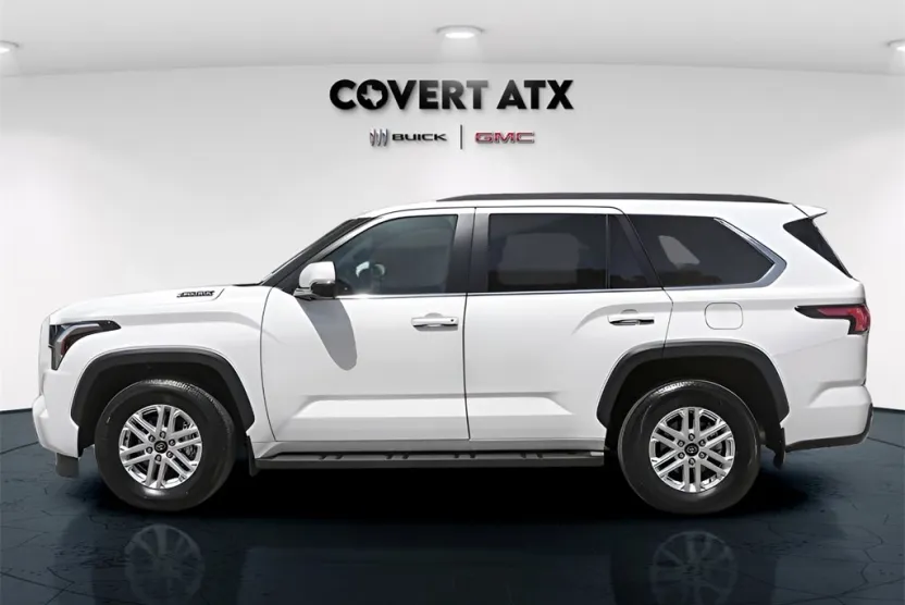 2025 Toyota Sequoia SR5 photo 1