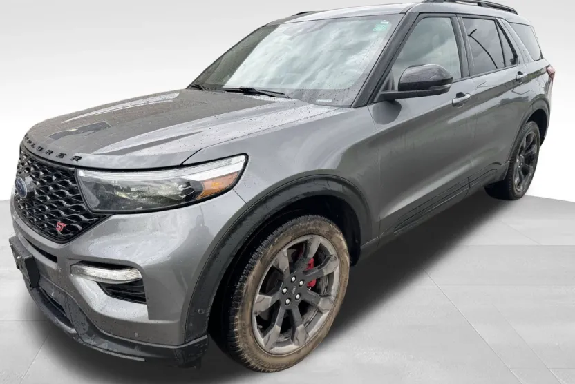 2021 Ford Explorer ST photo 1