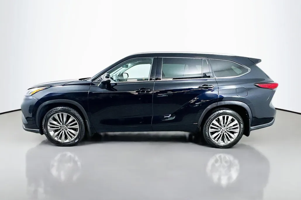 2020 Toyota Highlander Platinum photo 1