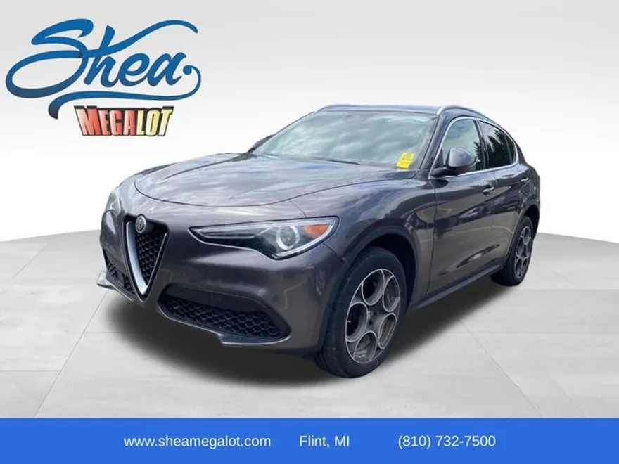 2018 Alfa Romeo Stelvio Base photo 1