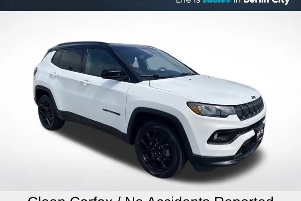 2022 Jeep Compass Altitude photo 1