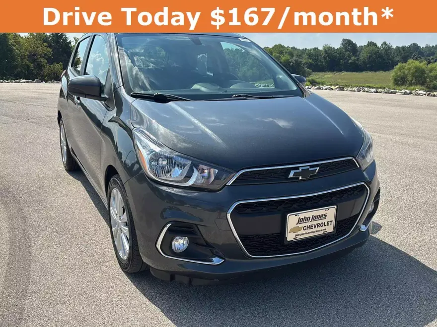 2017 Chevrolet Spark 1LT LT photo 1