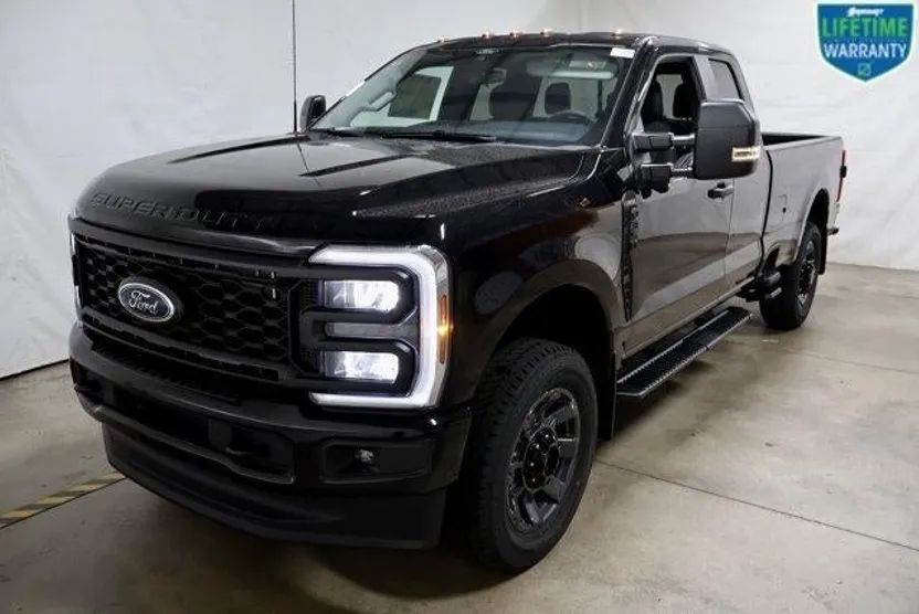 2026 Ford F-350 XL photo 1