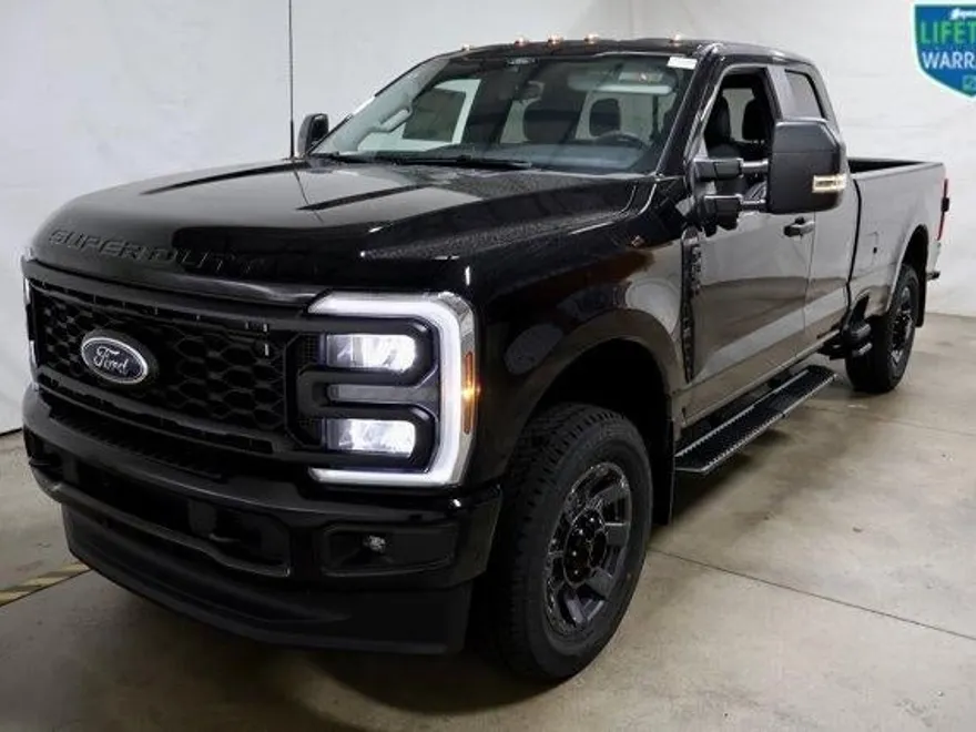 2026 Ford F-350 XL photo 1