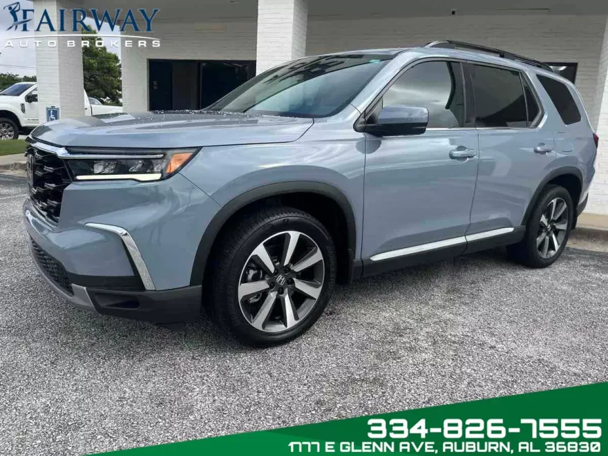 2025 Honda Pilot Touring photo 1