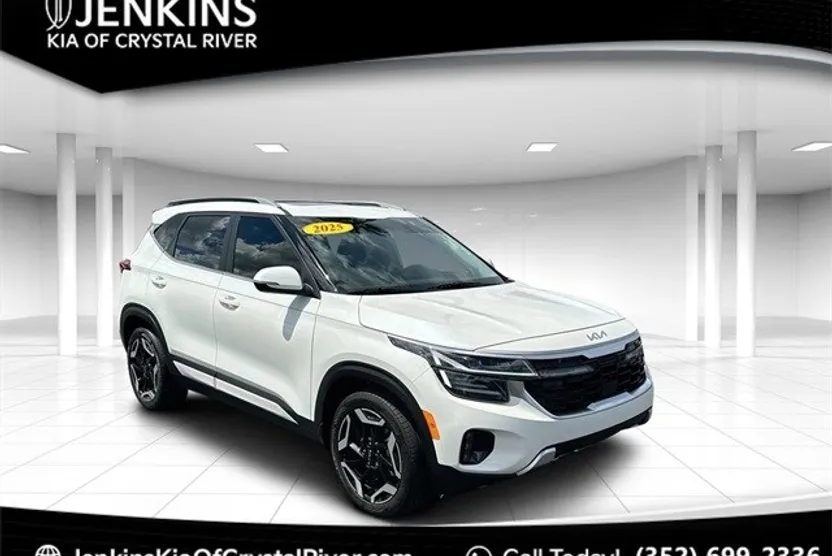 2025 Kia Seltos SX photo 1