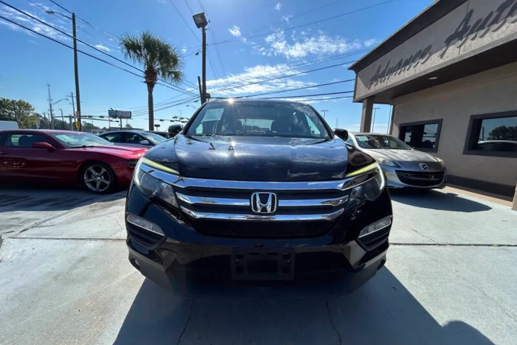 2018 Honda Pilot EX photo 1