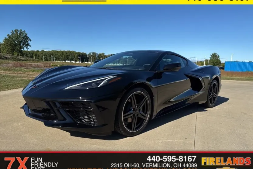 2024 Chevrolet Corvette Stingray 2LT photo 1
