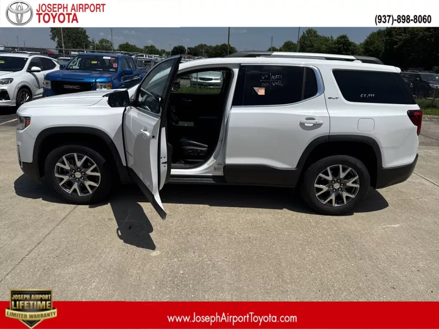 2023 Gmc Acadia SLT photo 1