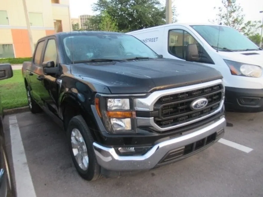 2023 Ford F-150 XLT photo 1