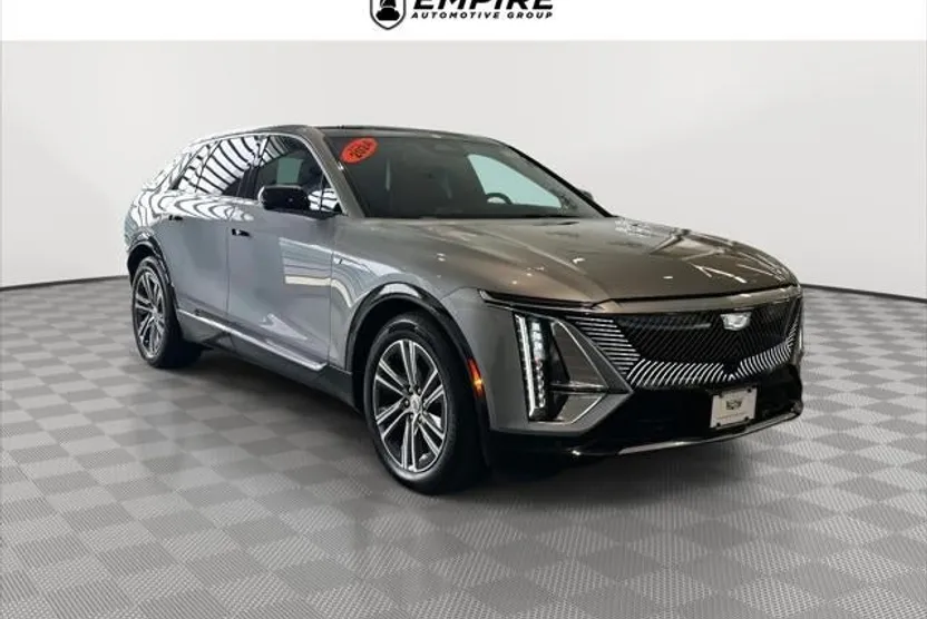 2024 Cadillac Lyriq Luxury photo 1