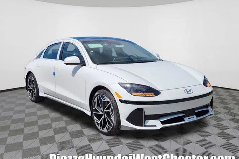 2024 Hyundai Ioniq 6 Limited photo 1