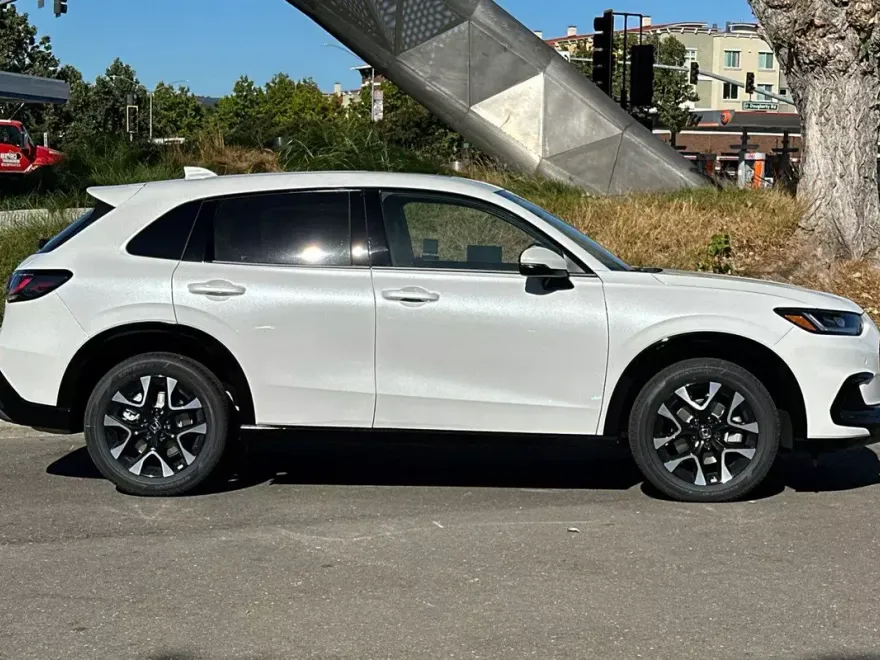 2026 Honda HR-V EX-L photo 1