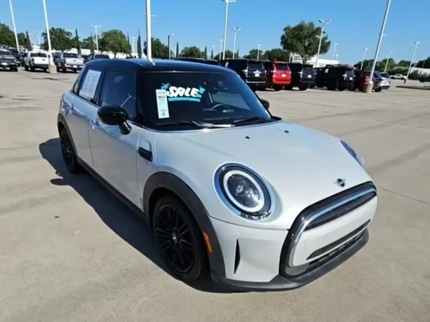 2022 Mini Cooper 4 Door Hardtop Oxford Edition photo 1