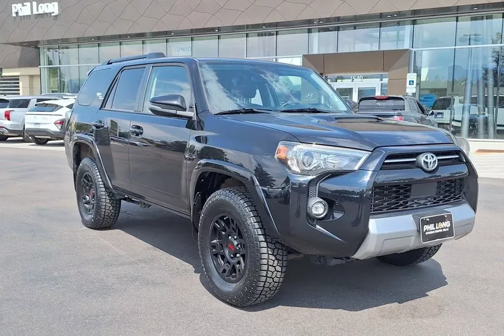 2021 Toyota 4Runner TRD Premium photo 1