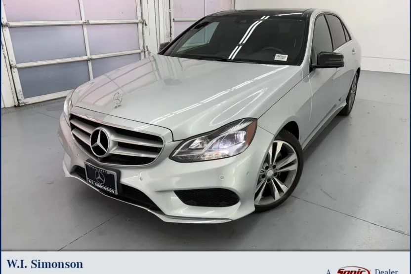 2016 Mercedes Benz E 350 Sport Sedan photo 1