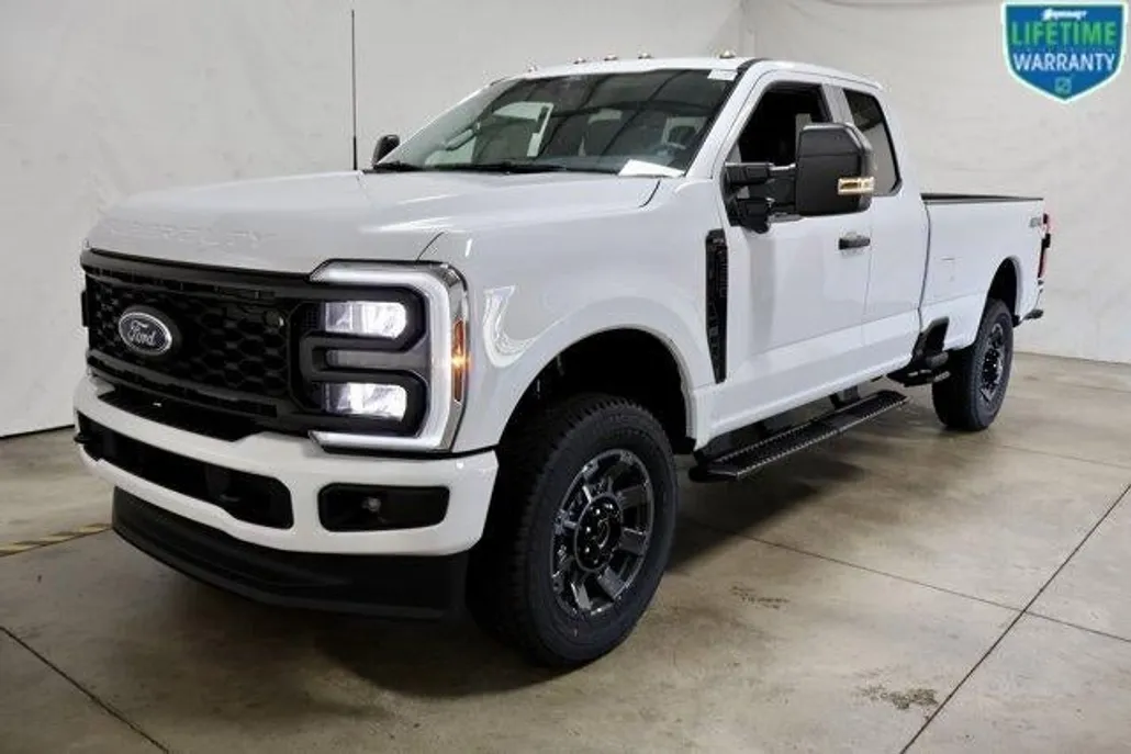 2026 Ford F-350 XL photo 1
