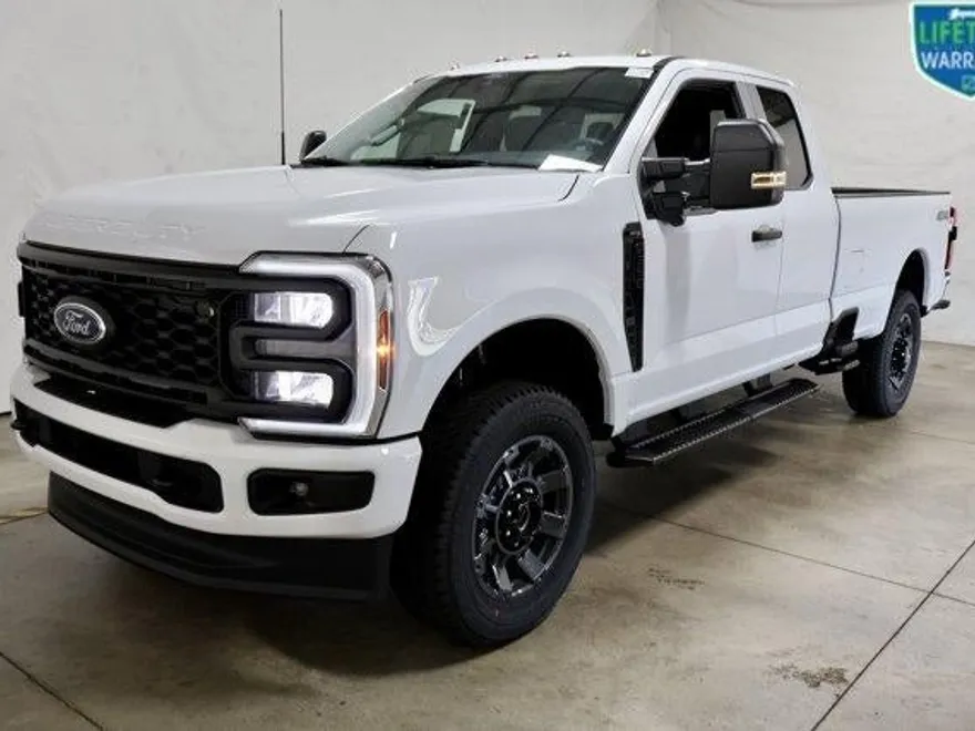 2026 Ford F-350 XL photo 1