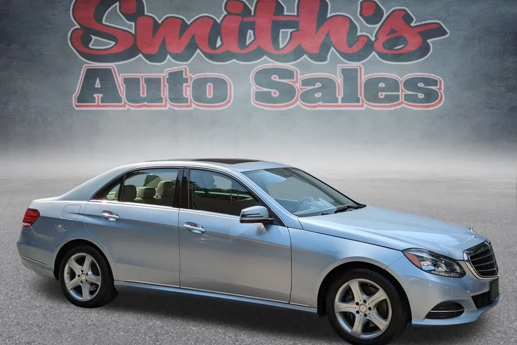2015 Mercedes Benz E 350 photo 1