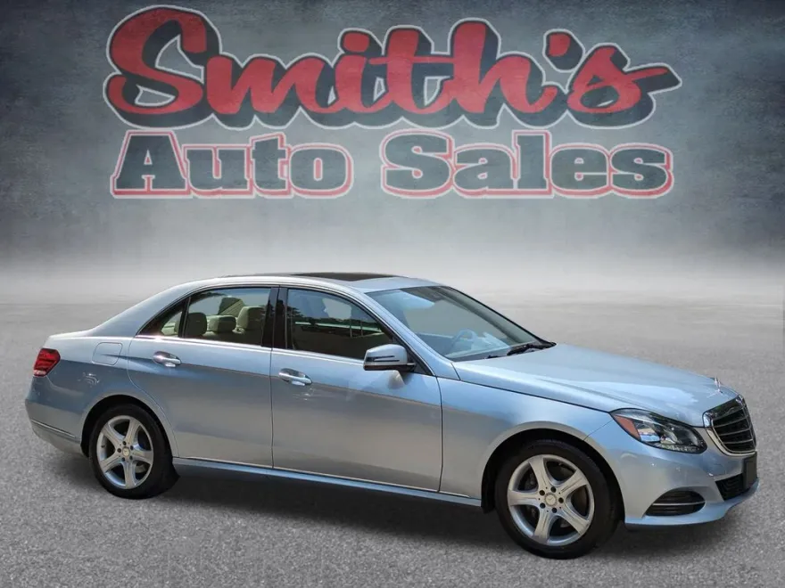 2015 Mercedes Benz E 350 photo 1