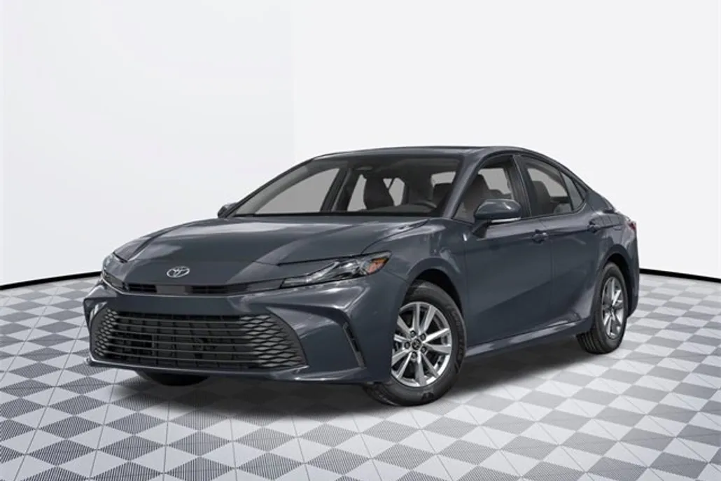 2026 Toyota Camry LE photo 1