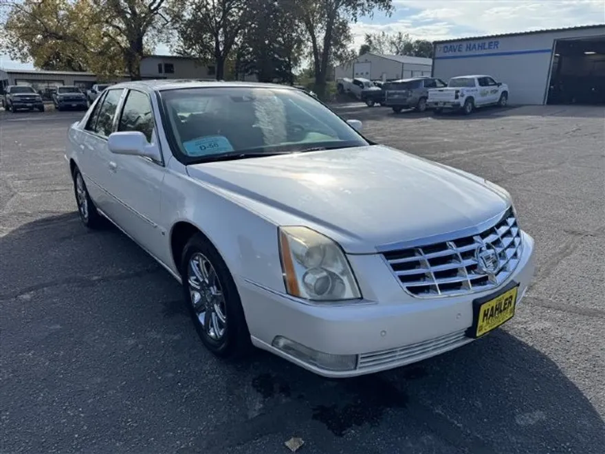 2008 Cadillac DTS Luxury II photo 1