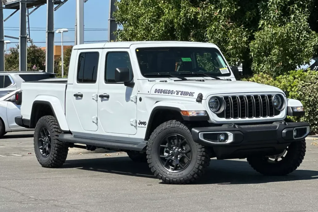 2025 Jeep Gladiator Sport photo 1
