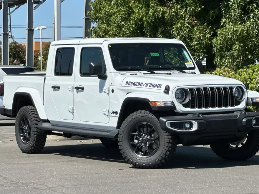2025 Jeep Gladiator Sport photo 1