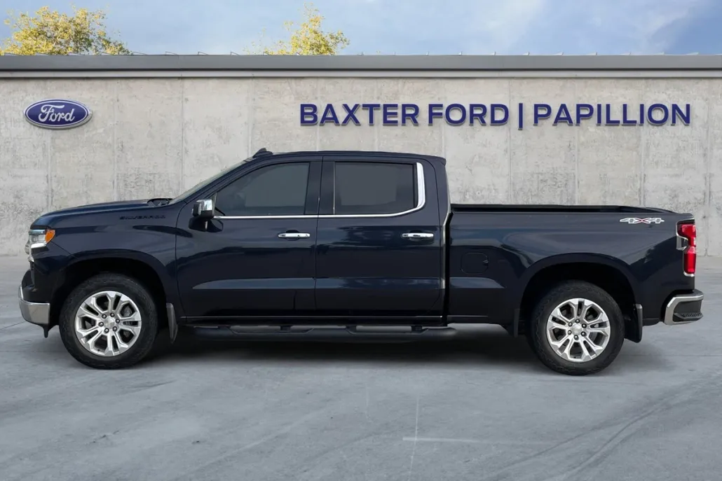 2022 Chevrolet Silverado 1500 LTZ photo 1