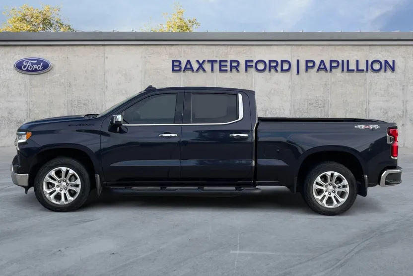 2022 Chevrolet Silverado 1500 LTZ photo 1