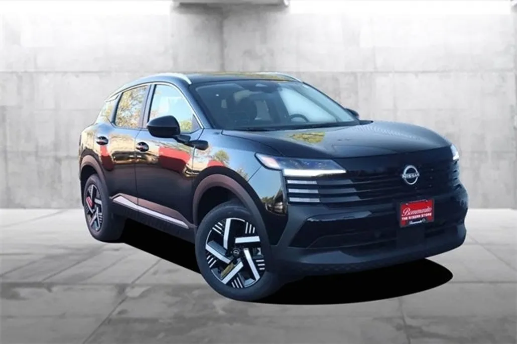2026 Nissan Kicks SV photo 1