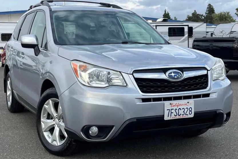 2015 Subaru Forester 2.5i Limited photo 1