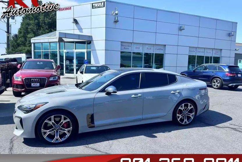 2019 Kia Stinger GT1 photo 1