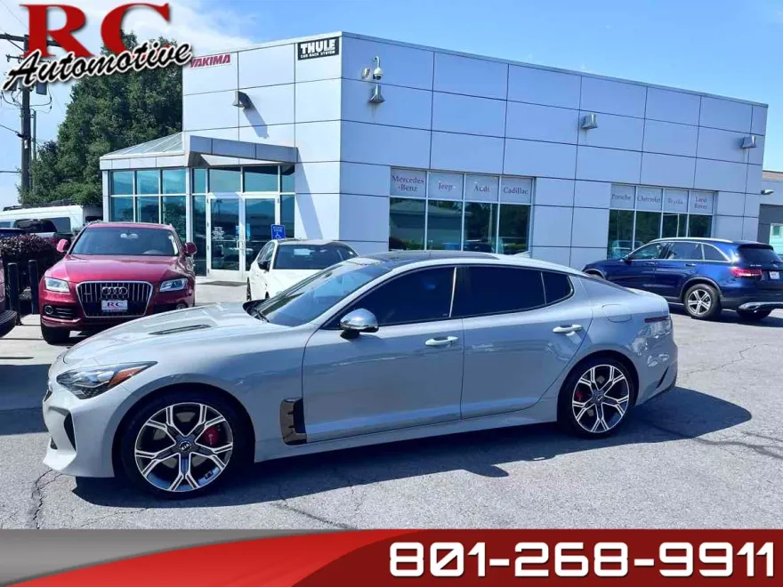 2019 Kia Stinger GT1 photo 1
