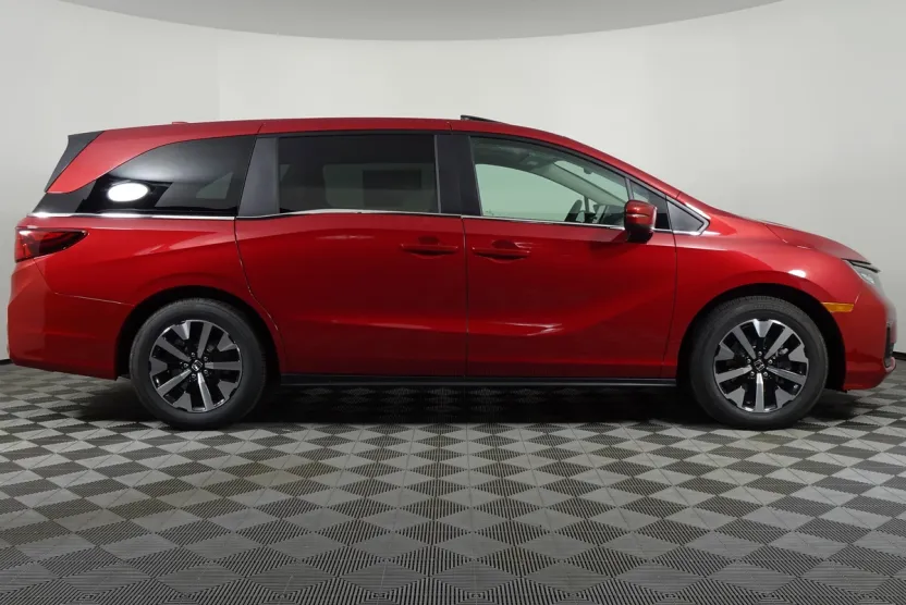 2026 Honda Odyssey EX-L photo 1