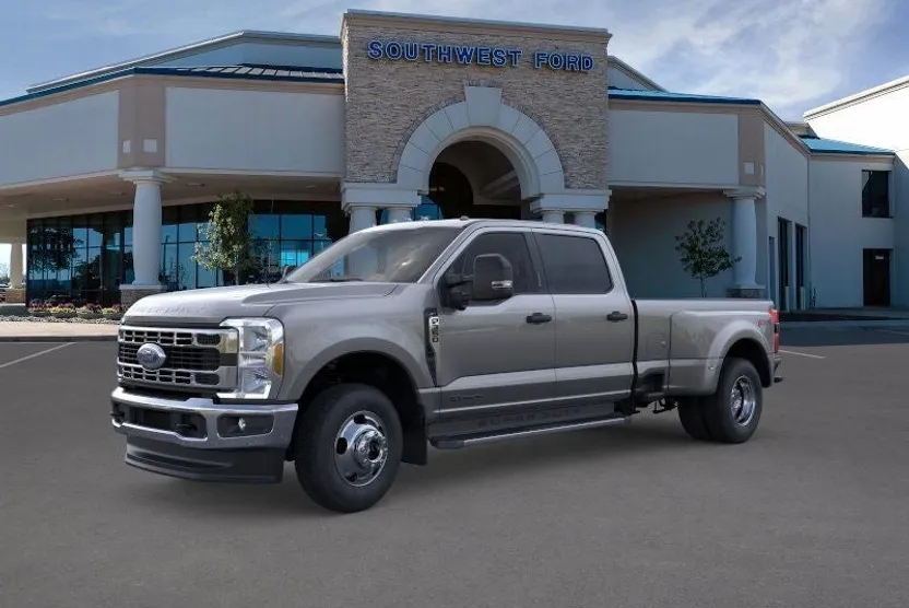 2025 Ford F-350 photo 1