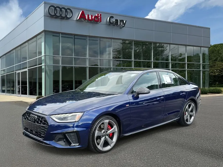 2023 Audi A4 45 S line Prestige photo 1