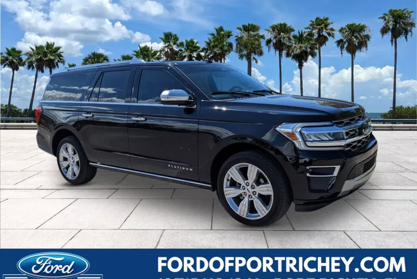 2023 Ford Expedition MAX Platinum photo 1
