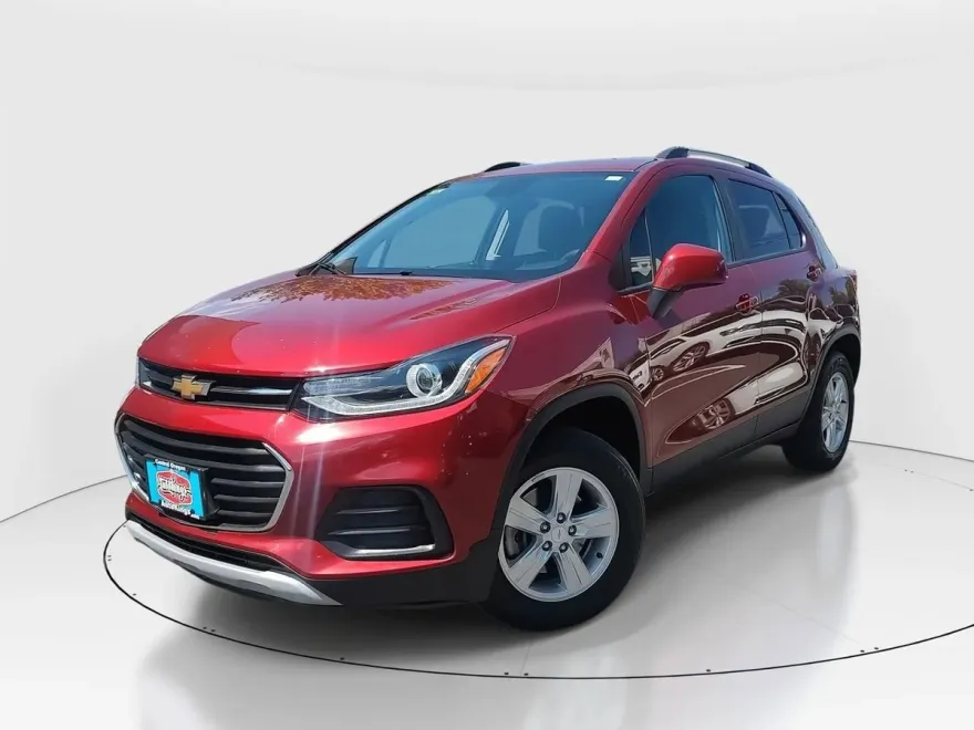 2021 Chevrolet Trax LT photo 1