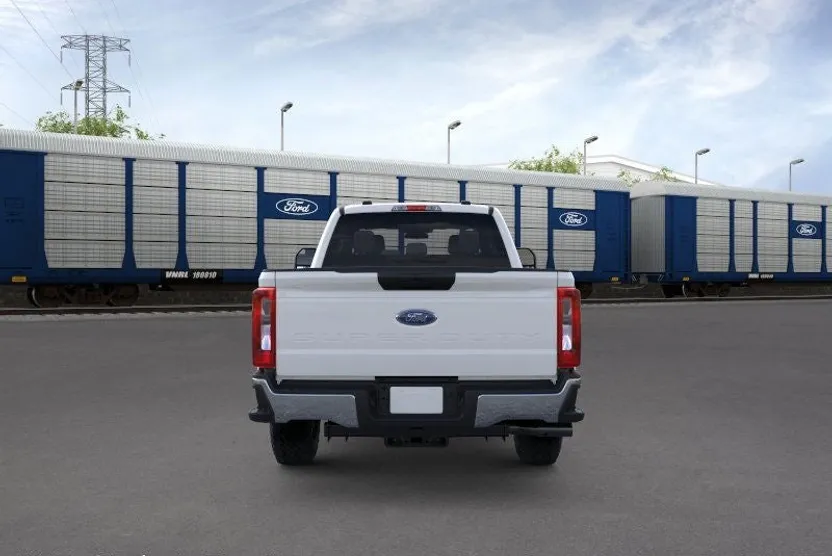 2026 Ford F-350 photo 1