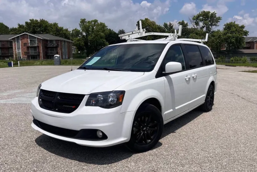 2019 Dodge Grand Caravan SE photo 1